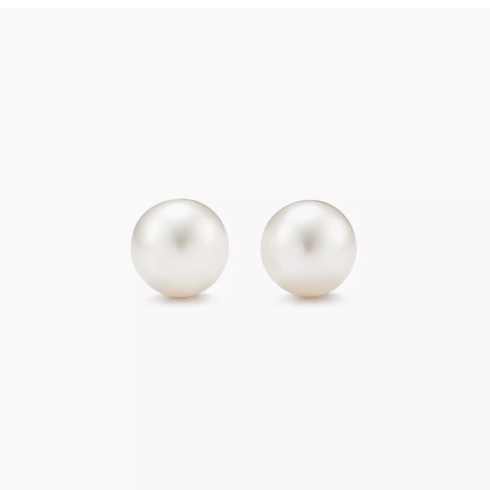 🪸Tiffany Pearl Stud Earrings Sterling Silver & Freshwater cultured ⛲️